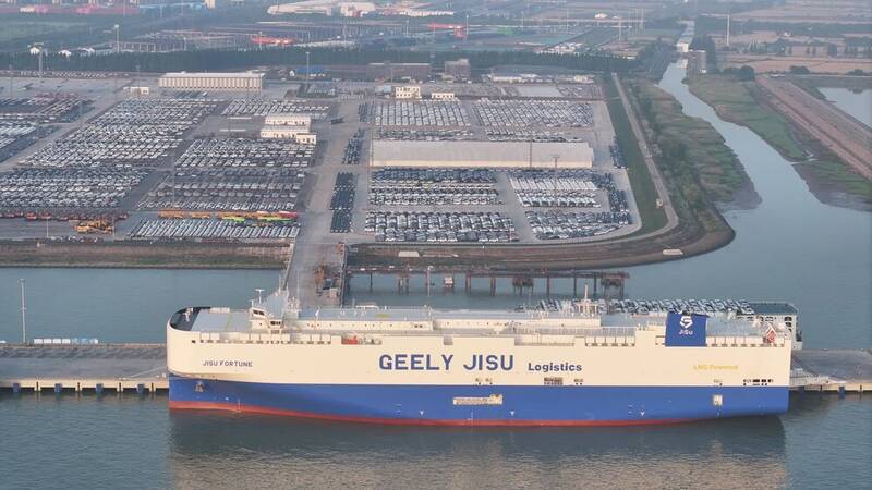 کاهش چشمگیر صادرات چین به آمریکا