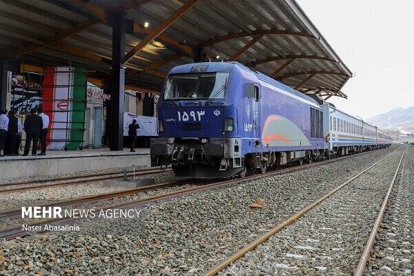 قطار جایگزین سفرهای هوایی شد