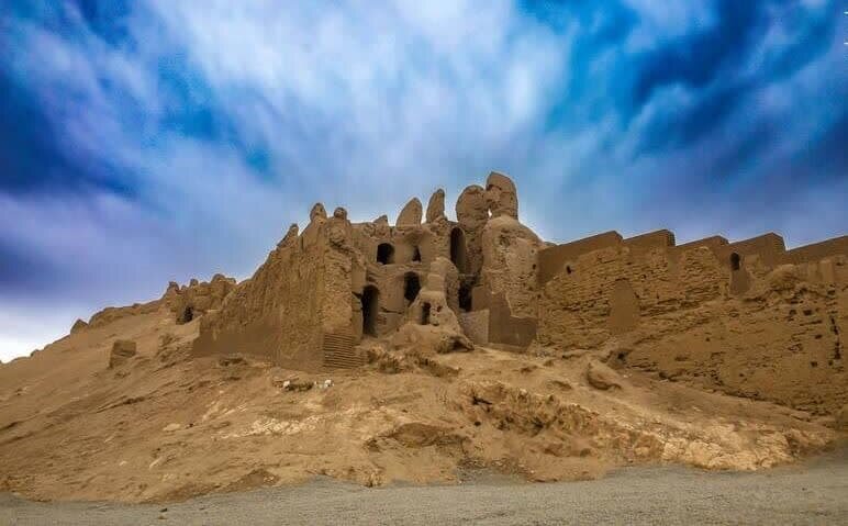 احیای «قلعه دختر» کرمان؛ طرح جامع ساماندهی و آزادسازی حریم آغاز شد | خبر کرمان