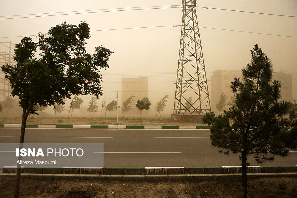 تداوم باد و گرد و خاک تا پایان هفته در استان کرمان/ پیش‌بینی افزایش دما | اخبار کرمان و شهرستان ها