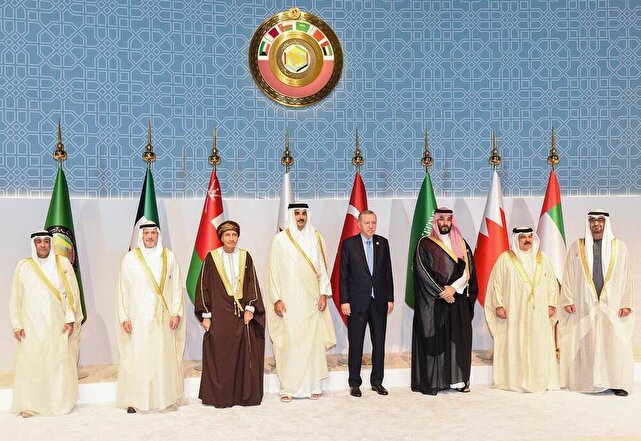  3 پرده از یک بحران 12 روزه/ اول: تنها در میدان