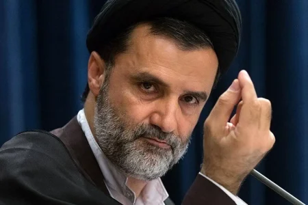 محمود نبویان: از کفش بازرسان آژانس ریزتراشه جاسوسی کشف شد