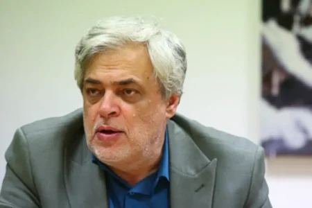 محمد مهاجری: تندروها به راحتی توسط دشمن یارگیری می‌شوند/ قوه قضائیه اقدامی در خصوص آنها انجام بدهد یا روان‌پزشکان آنها وارد میدان شوند