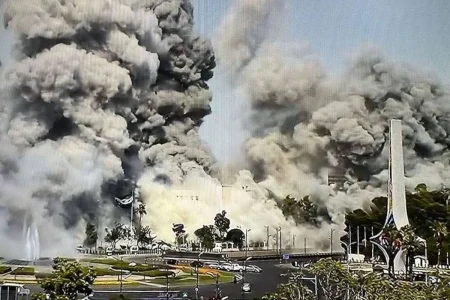 محسن برهانی: الان جولانی ۴۶ سال شعار مرگ داد؟ روز شمار نابودی گذاشت؟