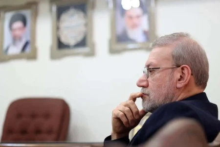 روزنامه فرهیختگان: علی لاریجانی باید سال‌ها قبل در جایگاهی می‌ایستاد که امروز هست