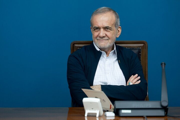 پزشکیان: شکایتی از هادی حیدری کاریکاتوریست ندارم