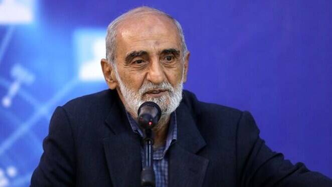 آقای پزشکیان مشاوران خود را عوض کنید!