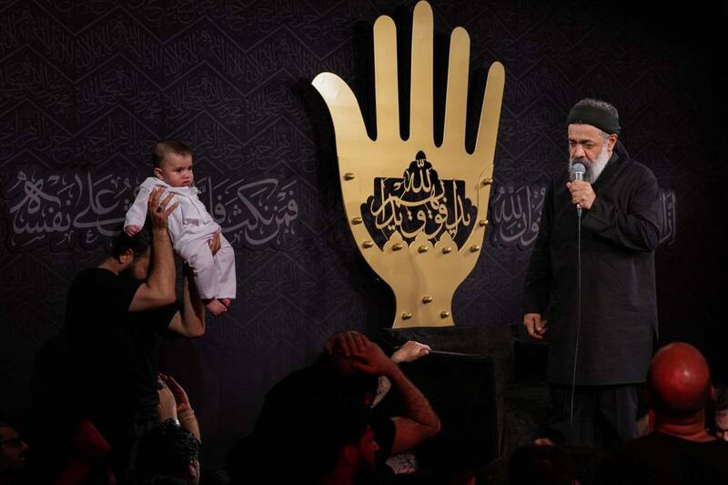 صوت/ شب هفتم محرم ۱۴۰۴ با نوای حاج محمود کریمی