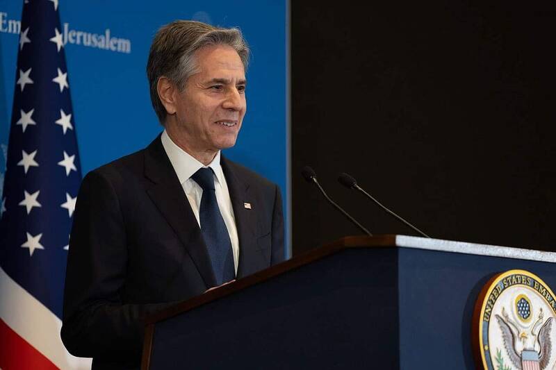 بلینکن: ایران تصمیمی برای ساخت سلاح هسته‌ای نگرفته است