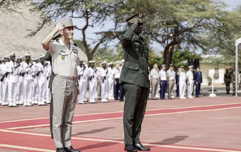 پایان ۶۵ سال حضور نظامی فرانسه در سنگال