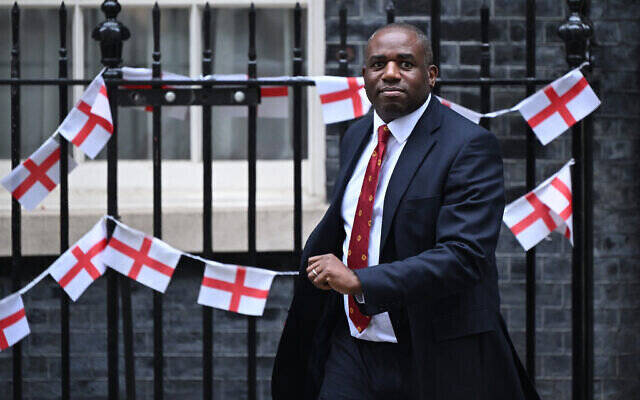 وزیر خارجه انگلیس: از اوضاع غزه وحشت‌زده هستم