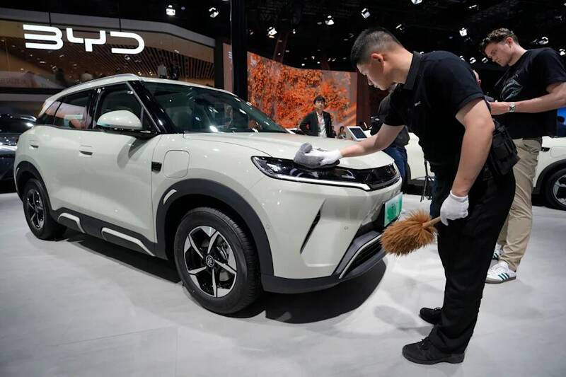 غول خودروهای برقی چینی بدقول شد