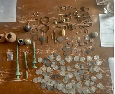 کشف ۱۸۵ قطعه شیء تاریخی و فرهنگی در نرماشیر/ عملیات مشترک یگان حفاظت میراث و پلیس