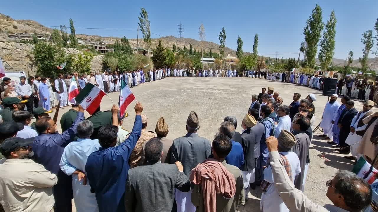 رزمایش بزرگ فدائیان ولایت با حضور بیش از هزار عشایر در بم برگزار شد/ عشایر کرمان برای دفاع از حریم ایران آماده‌اند