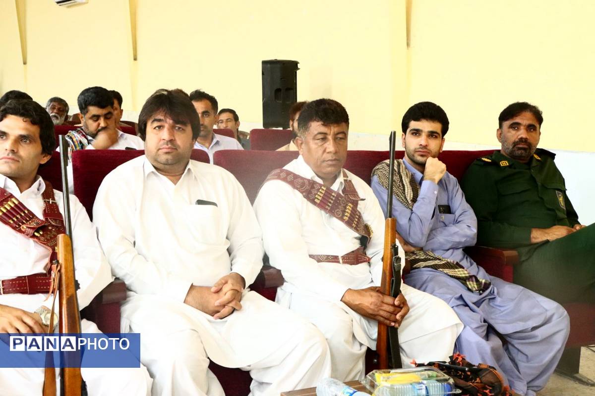 گردهمایی سران طوایف قلعه‌گنج در رزمایش بزرگ «فدائیان ولایت»