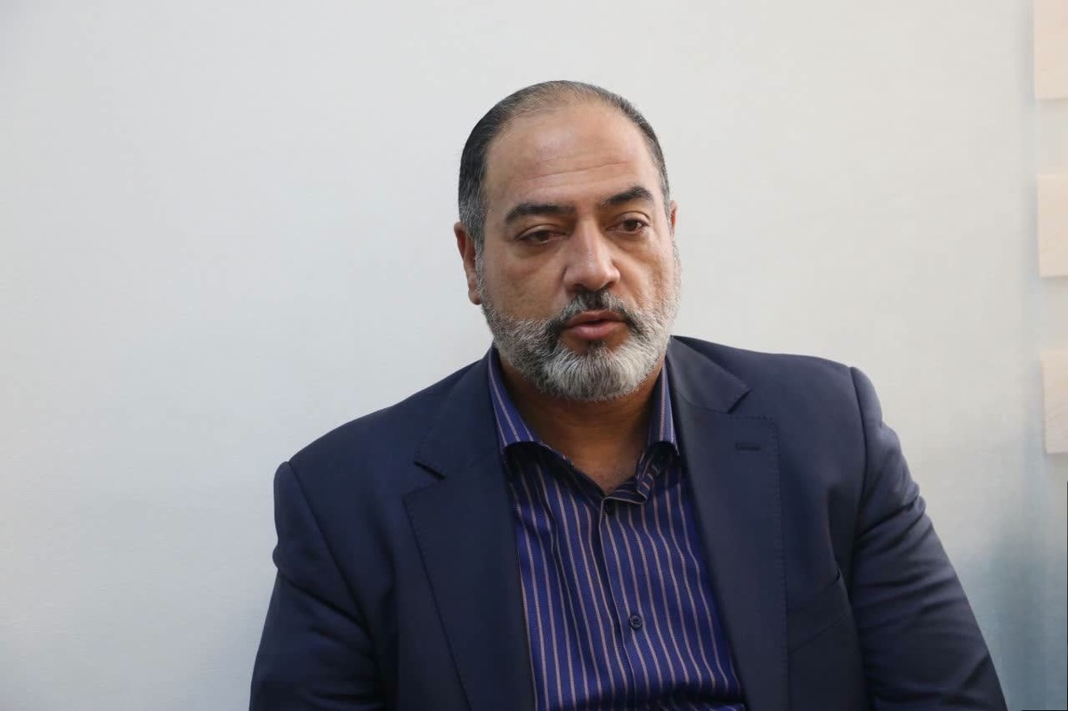 کاهش ۶۶ درصدی اعتراضات کارگری در کرمان؛ ۱۰۰ حکم انتصاب جدید در بدنه اجرایی استان صادر شد