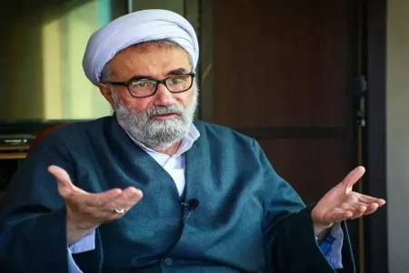 مسیح مهاجری: صداوسیما باید از افراد مشکوک پاکسازی شود