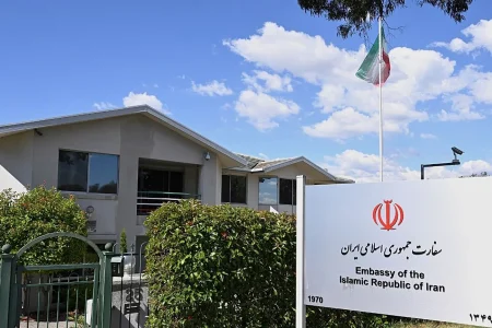 سفارت ایران در استرالیا: ارائه خدمات به اتباع ایران با قوت ادامه دارد