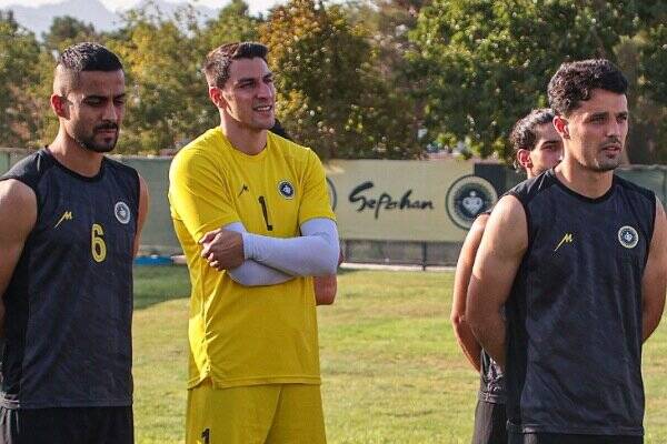 اخباری در تمرین سپاهان رویت شد