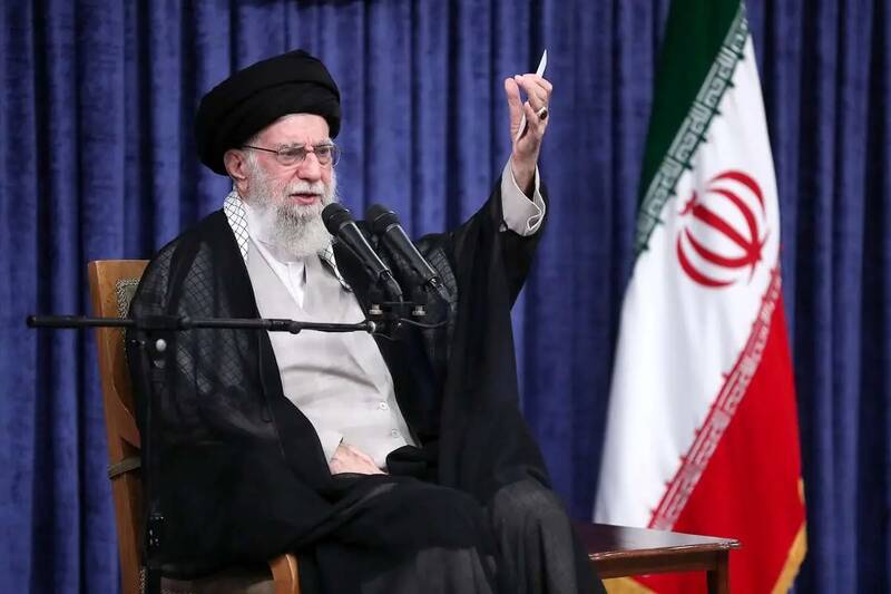 فیلم/ هشدار رهبر انقلاب برای احتمال توطئه جدید دشمن در کشور