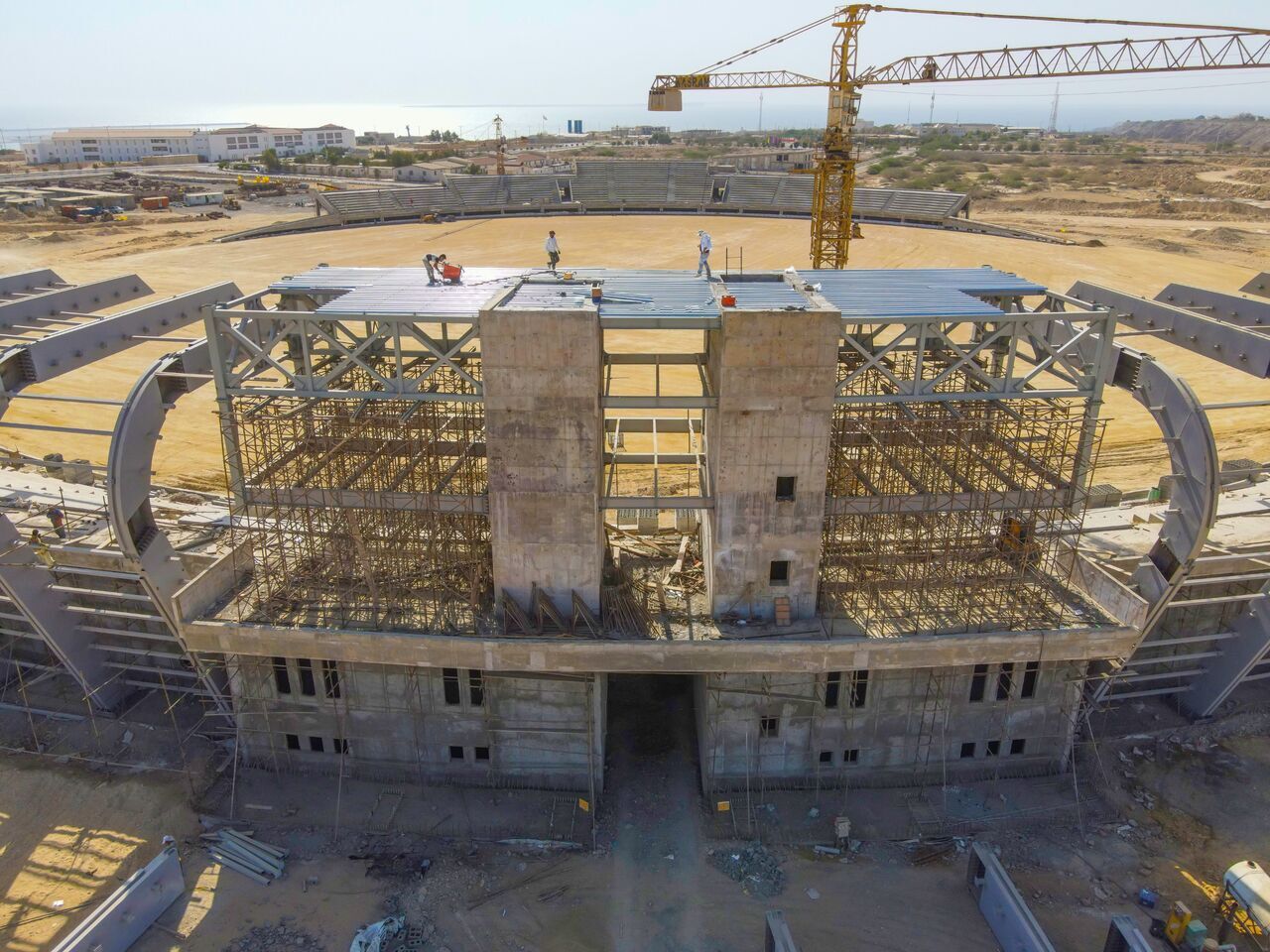 کرمان پایلوت تأمین مالی پروژه‌های زیربنایی از محل مولدسازی شد؛ موافقت وزیر اقتصاد با اعتبار برای جاده‌های استان