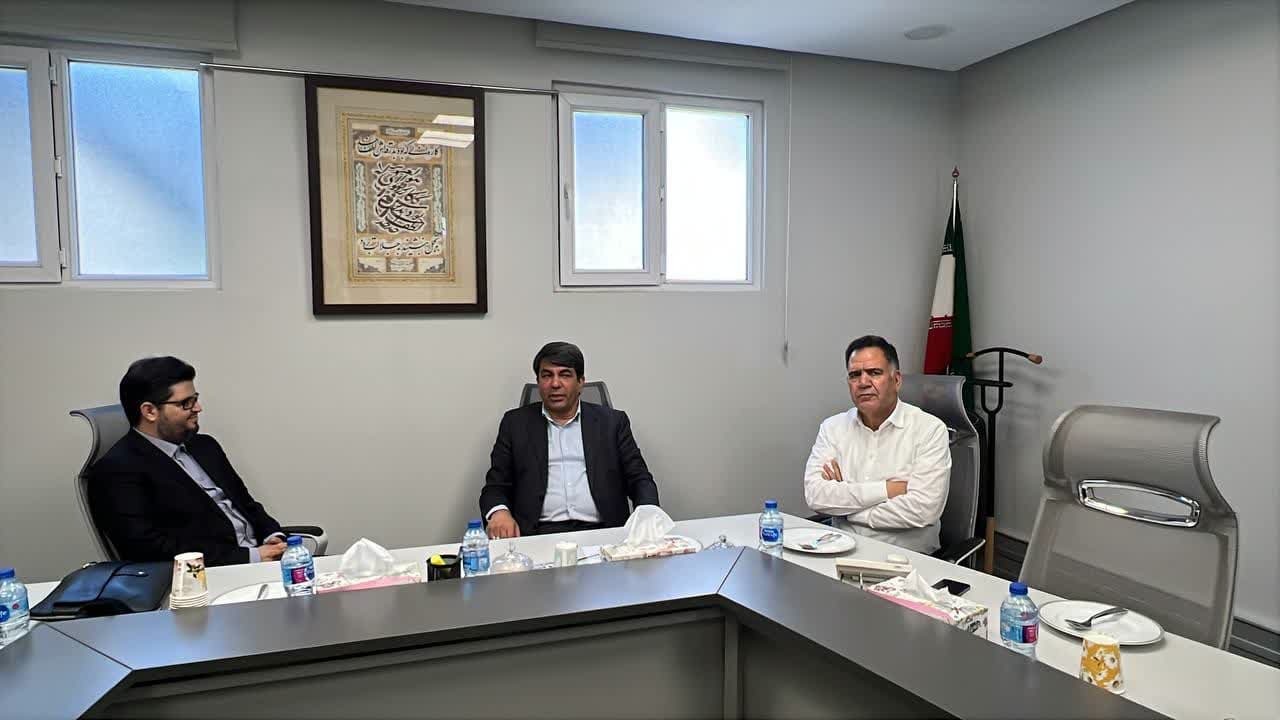 تصمیم راهبردی برای فعال‌سازی پهنه معدنی بافت؛ سرمایه‌گذاری ۱۰ هزار میلیاردی و اشتغال‌زایی برای ۳۰۰ نفر