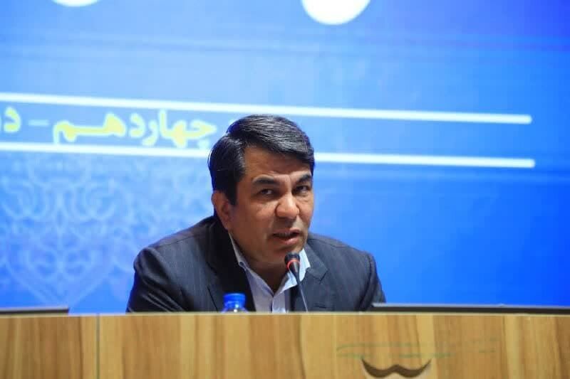 استاندار کرمان: تعلل مدیران در پیگیری منافع استان قابل قبول نیست؛ عملکرد جزیره‌ای را کنار بگذارید