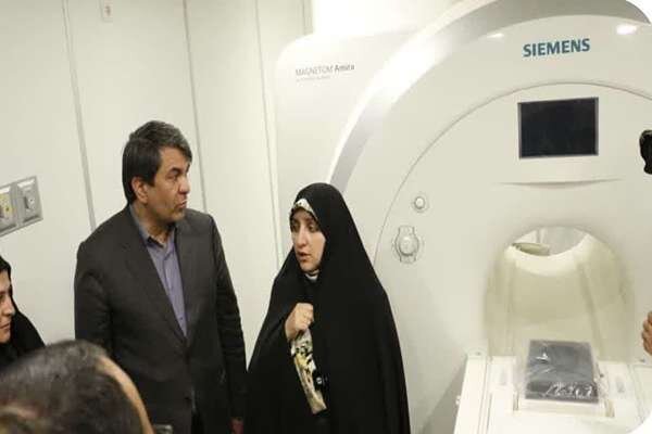 مرکز ام‌آر‌آی ۹۰۰ میلیارد ریالی زرند با حضور معاون رئیس‌جمهور افتتاح شد؛ چرخه درمان شمال کرمان تکمیل شد