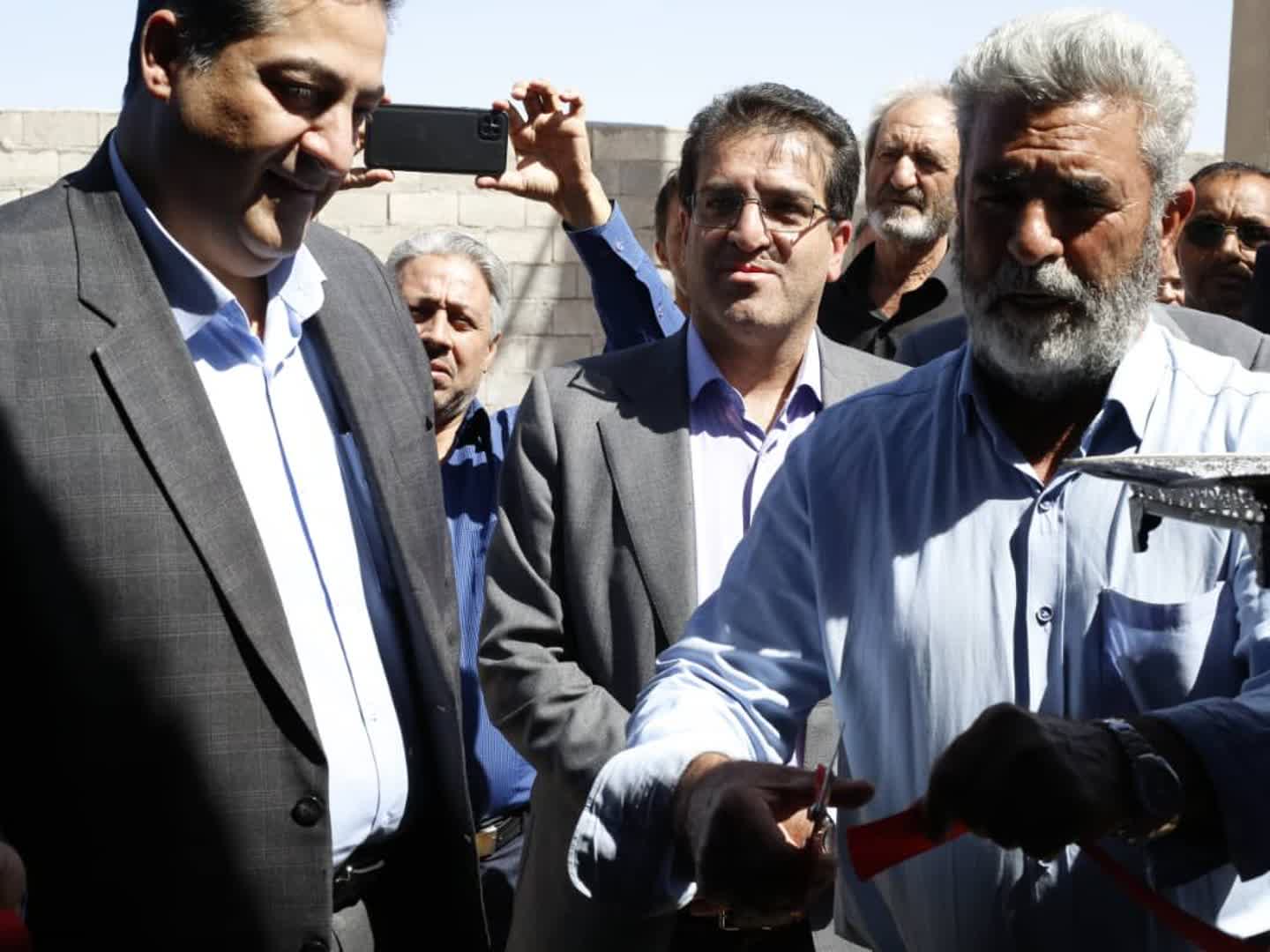 افتتاح ۴۲ نیروگاه خورشیدی و پروژه‌های آبرسانی در سیرجان  | اخبار سیرجان