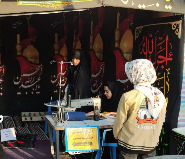 خیاطی که ۱۵ سال به زائران خدمت می‌کند | اخبار استان کرمان