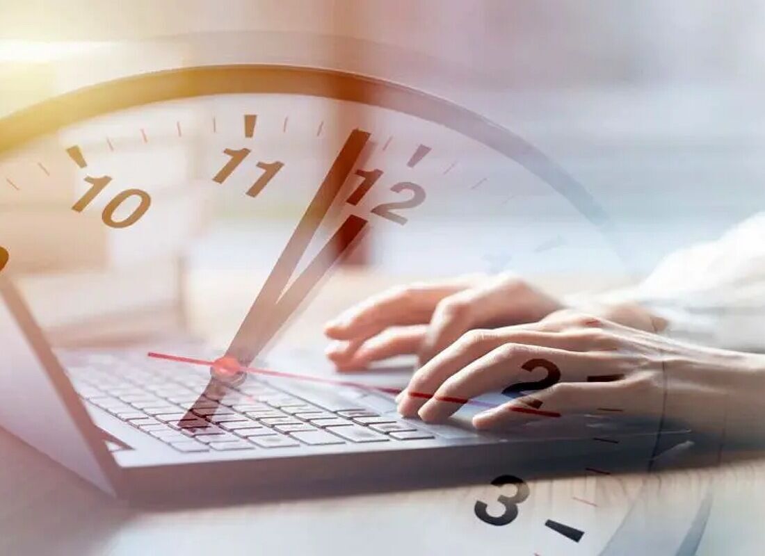 ساعات کاری ادارات، بانک‌ها و مدارس کرمان در دو هفته اول مهر تغییر کرد