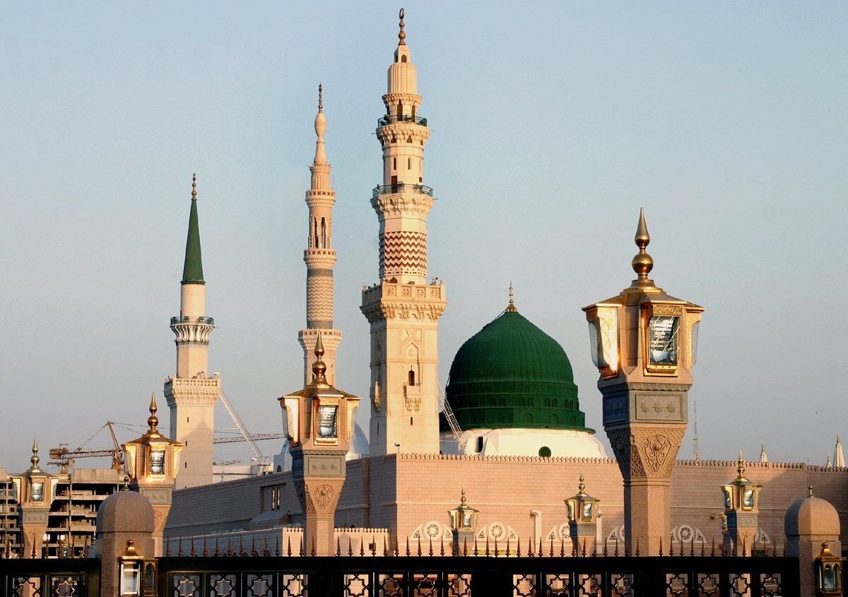 کرمان غرق در نور و سرور؛ طنین وحدت و مهربانی در جشن میلاد پیامبر (ص)