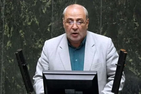 هشدار نماینده مجلس به عراقچی: اگر خطایی کنی استیضاح و دادگاهی‌ات می‌کنیم