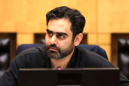 امیرحسین ثابتی: آقای لاریجانی منتظر وعده رسیدن به حساب گروسی هستیم!