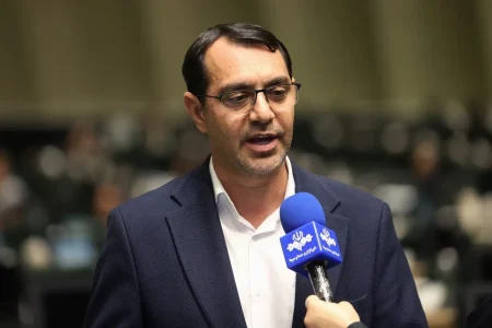 نماینده مجلس: تصویب طرح خرید خدمت سربازی صحت ندارد