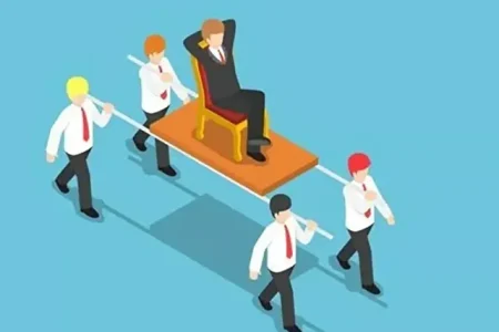 در ضرورت گسست حلقه بسته مدیران