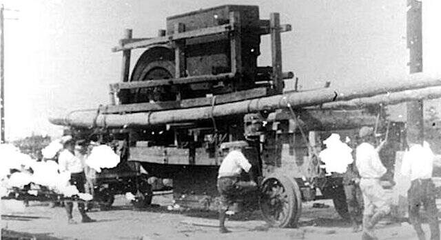 تویوتا تجهیزات قدیمی تولید را به ژاپن آورد+ عکس