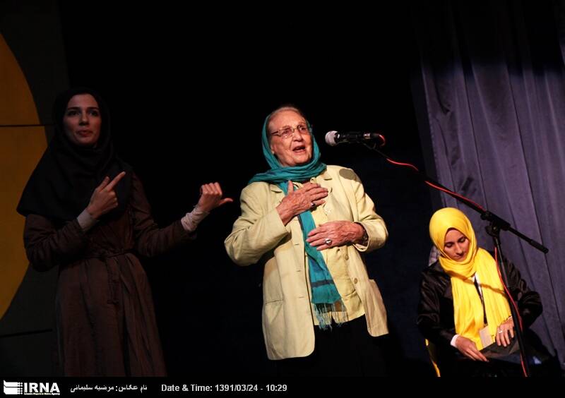 پیام تسلیت وزیر آموزش و پرورش در پی درگذشت ثمینه باغچه‌بان