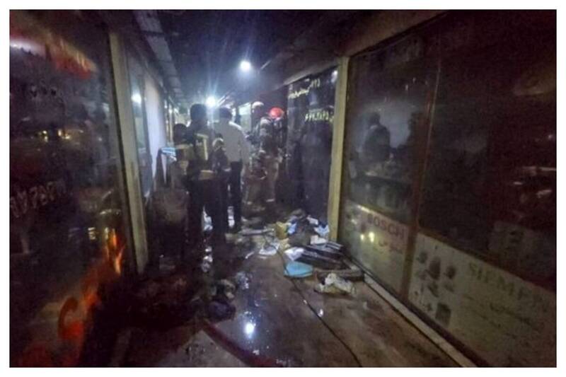 فیلم/ آتش‌سوزی در ساختمان ۱۲ طبقه تجاری خیابان جمهوری تهران