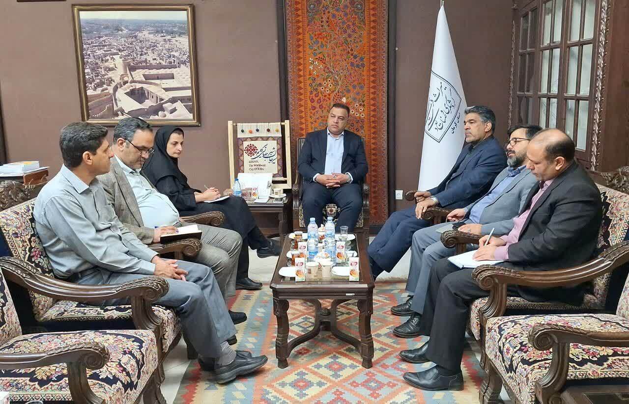 هشدار ثبت اسناد کرمان: تمام املاک حتی محوطه‌های تاریخی باید سنددار شوند؛ مدیران متخلف منفصل می‌شوند