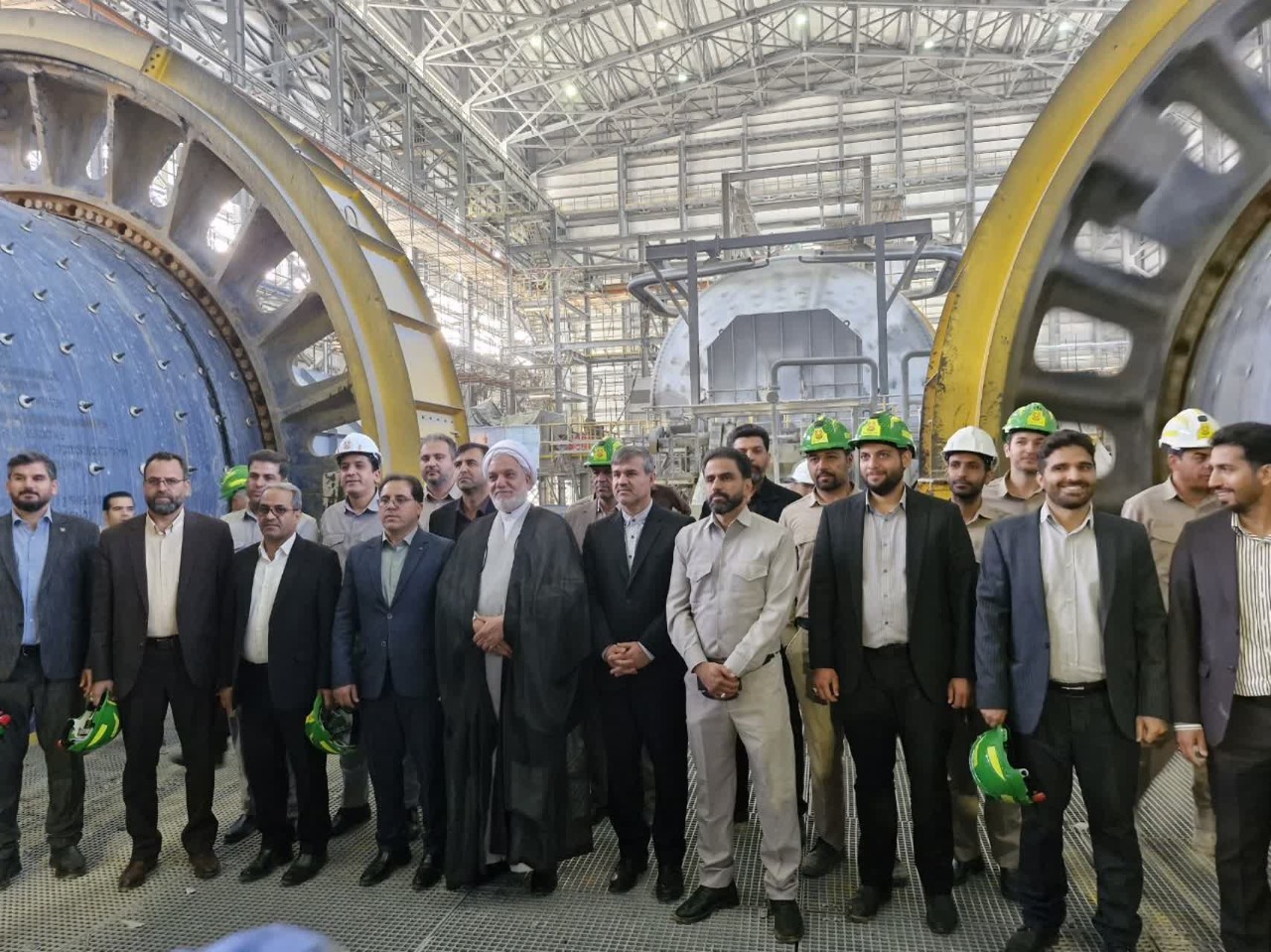 حمیدی برای حل مشکل اراضی مس درآلو قول پیگیری داد؛ دکل مخابراتی مجتمع افتتاح شد