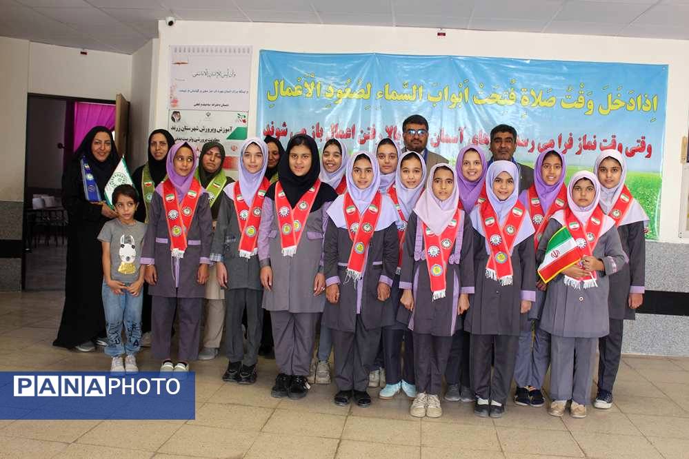 بازدید مدیر سازمان دانش‌آموزی استان و همکاران ستادی از مدارس تشکیلاتی زرند