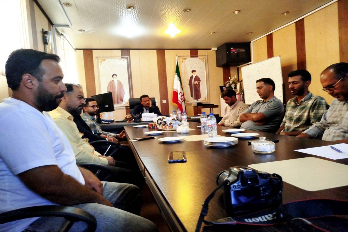 هیچ‌کاری تنها انجام نمی‌شود مگر با همدلی و هم‌افزایی