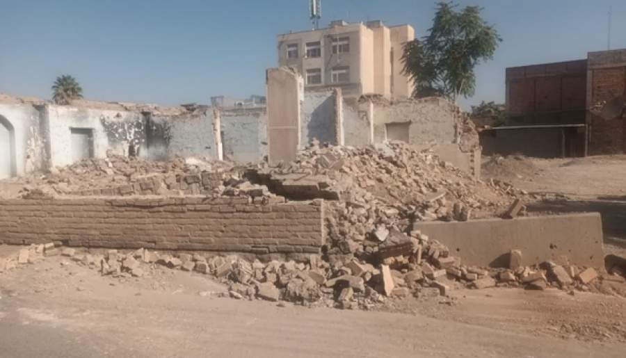 تخریب یک بنای متروکه در بافت تاریخی کرمان | اخبار استان کرمان