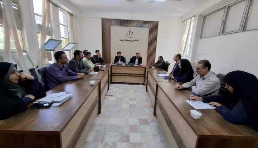 پایان قانون‌گریزی بنگاه‌داران خیابان فلسطین زرند | اخبار استان کرمان