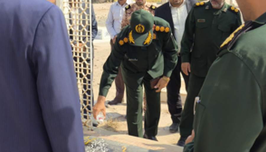 گلزار شهدا رودبار جنوب غبارروبی و عطرافشانی شد | اخبار استان کرمان