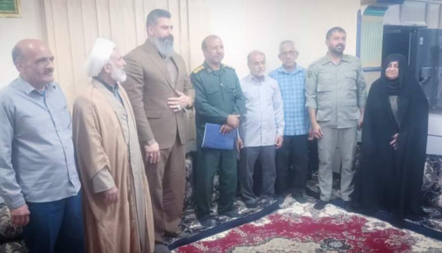 انجام دیدار با خانواده شهید «حمیدرضا تفضلی» | اخبار استان کرمان