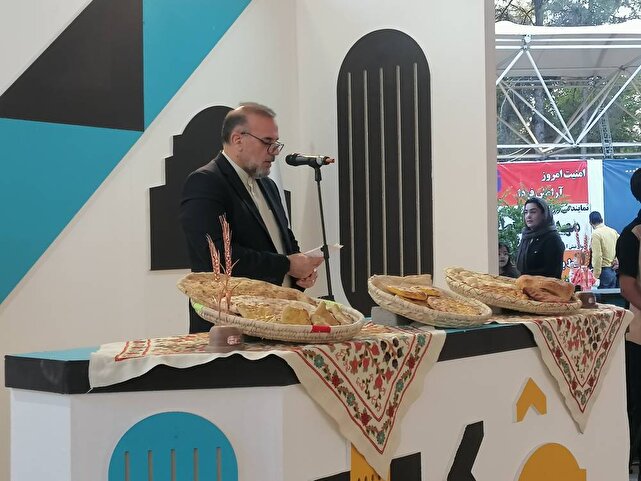 شهردار کرمان: بیش از ۲۷۰ هزار کرمانی ازجشنواره نان بازدید کردند | خبر کرمان