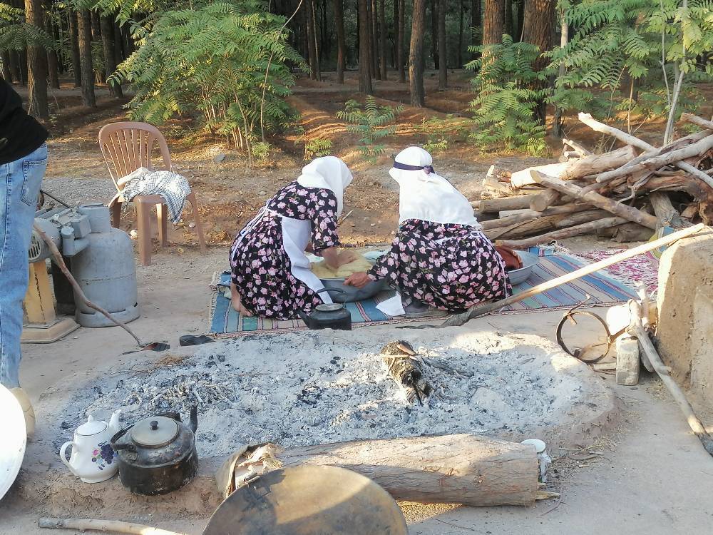 برکت بر سفره‌ها، چالش بر تنورها/ نان کرمانی ها بر سفره ایران | خبر کرمان