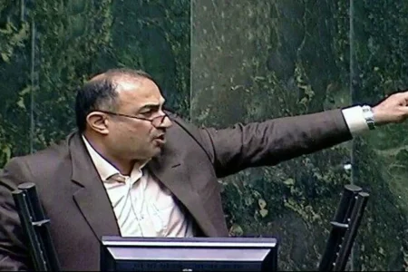 نماینده مجلس: حتما مسائل بزرگتری هست که جلوی قانون حجاب را گرفتند